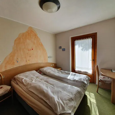 Hotel Daniela 2*