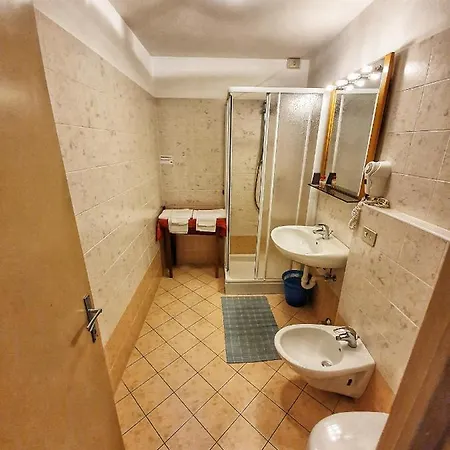 Hotel Daniela 2*