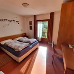 Daniela 2* Μπόρμιο