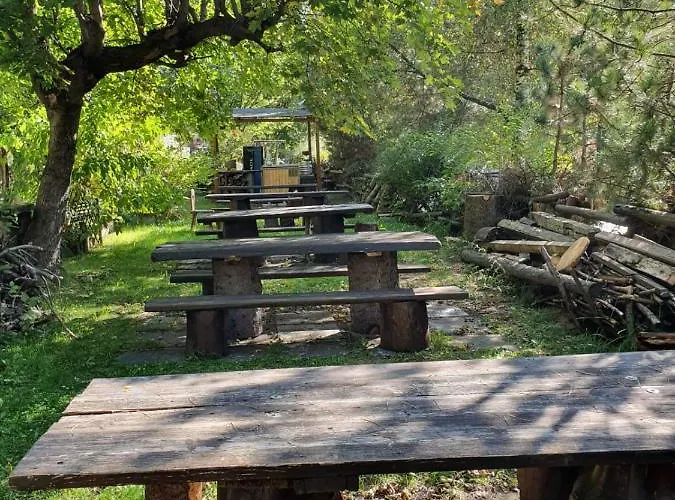 Daniela Отель 2*