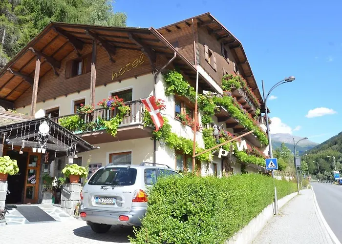 Daniela Отель 2*